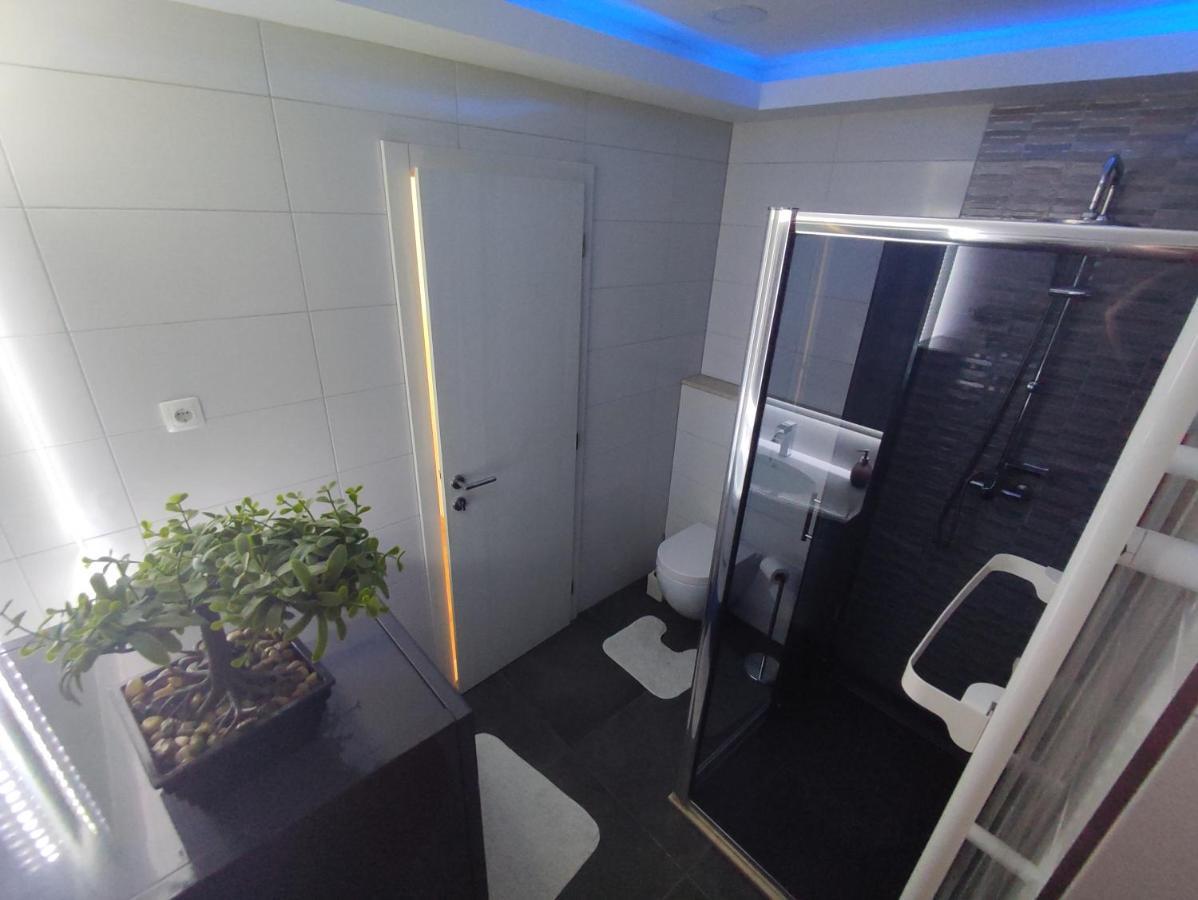 Apartment Ivanka & Old Town View スプリト エクステリア 写真